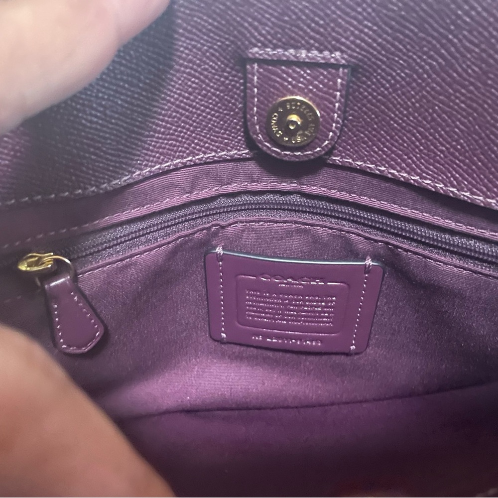 Coach Lillie Purple Burgundy Leather Purse Style L2011-91493 - Picture 4 of 5